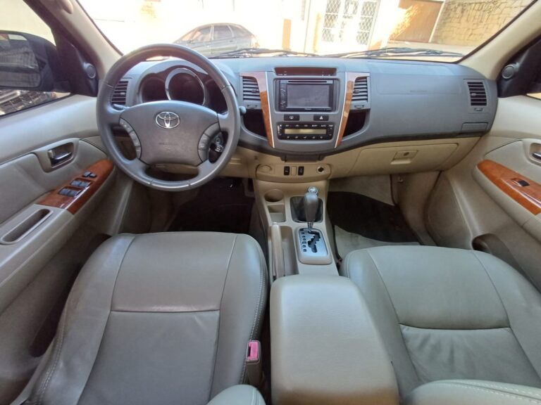 2011 toyota sw4 3.0 srv 7 lugares