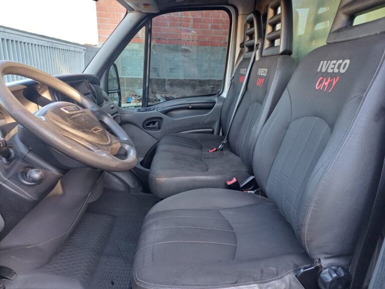 2019 IVECO DAILY 30S13CS 130