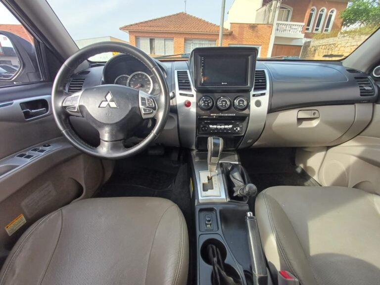 2010 Mitsubishi Pajero Dakar 3.2 AUT