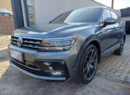 2018 VOLKSWAGEN TIGUAN ALLSPAC 350 TSI 4X4 R-LINE 7 LUGARES